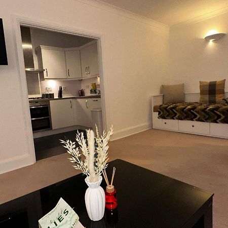 City Lux Apartment London Eksteriør billede