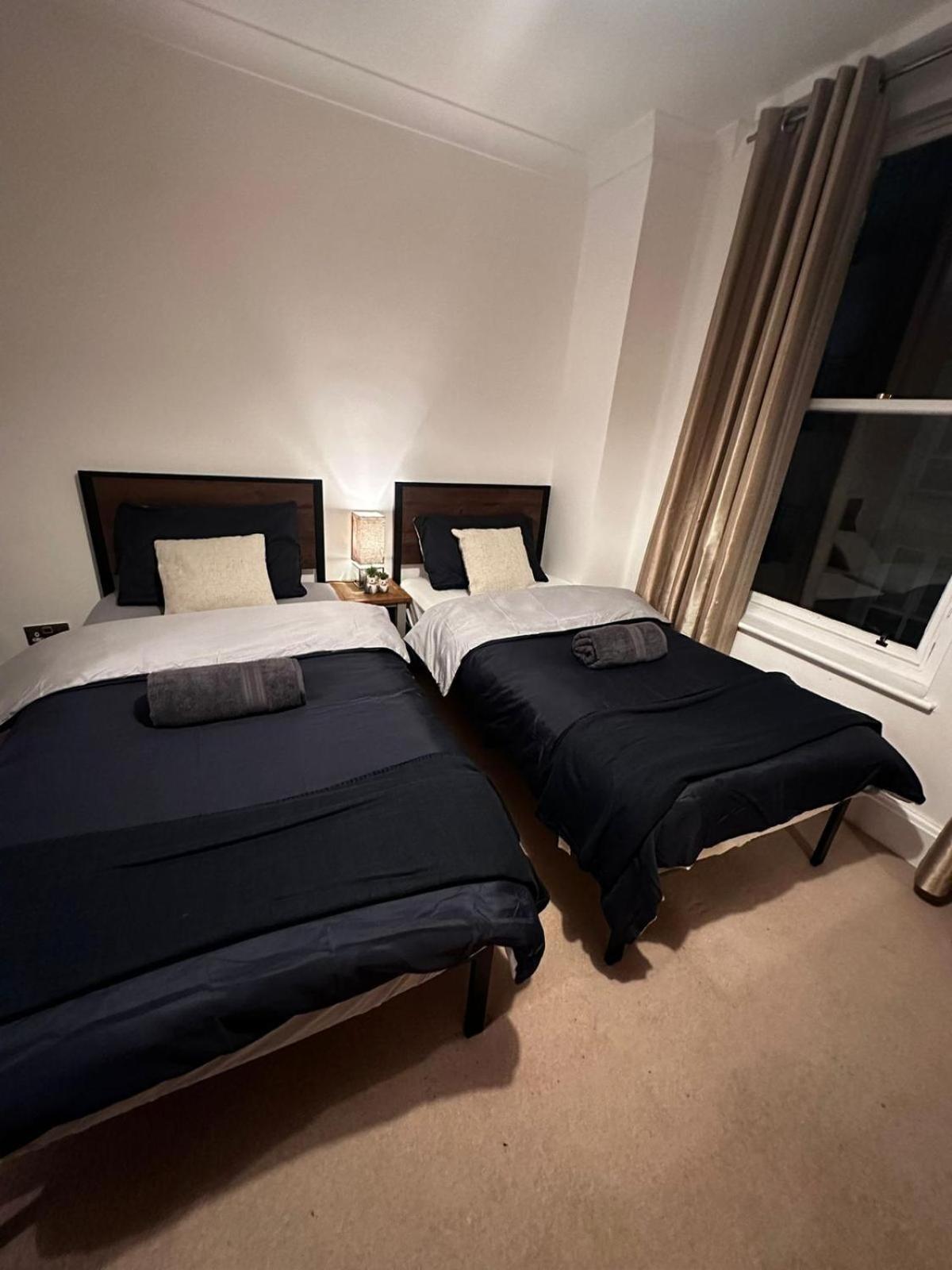 City Lux Apartment London Eksteriør billede